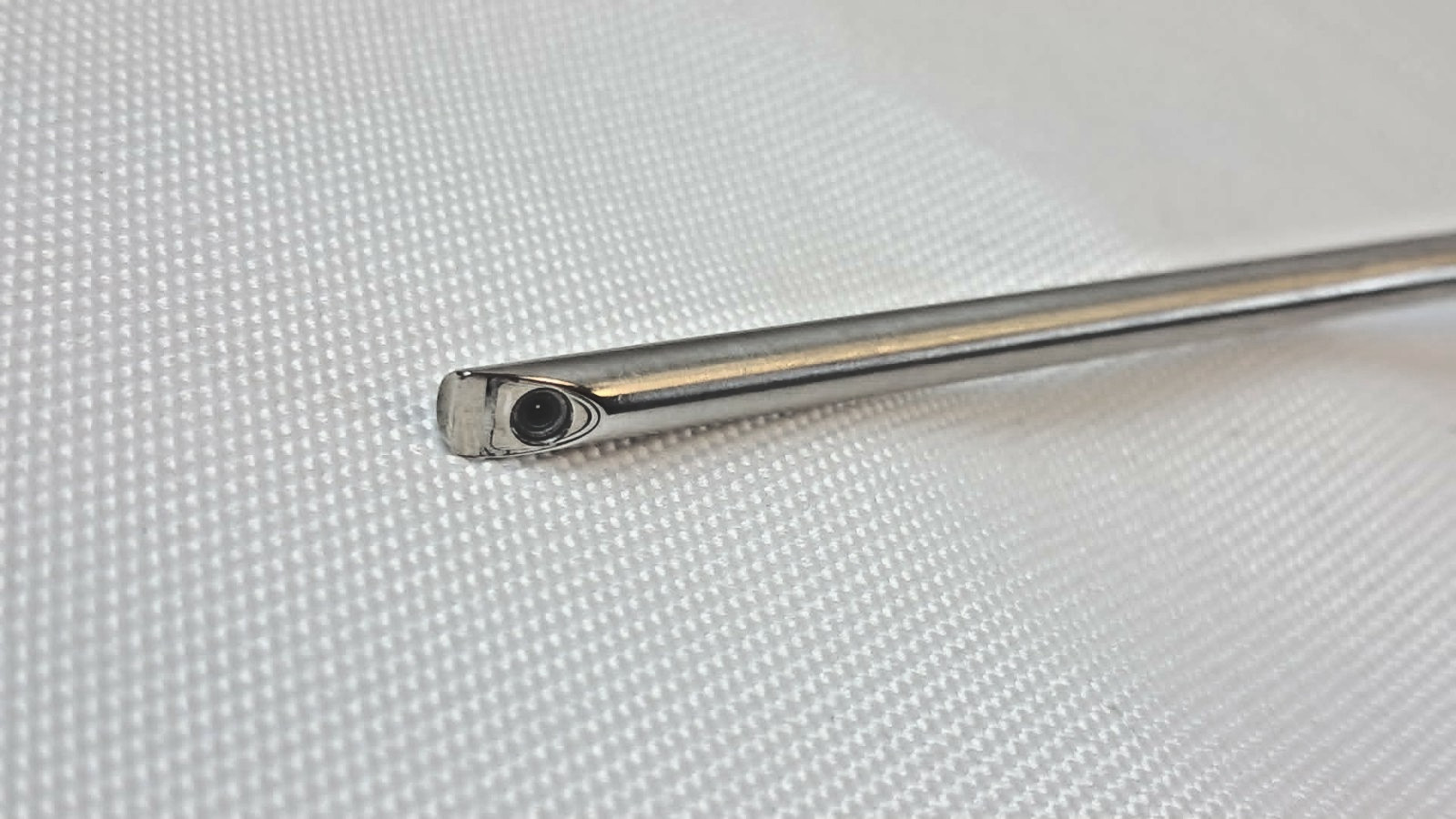 Stryker 4.0 mm 70º Precision IE™ HD Autoclavable Arthroscope, C-Mount, 140 mm