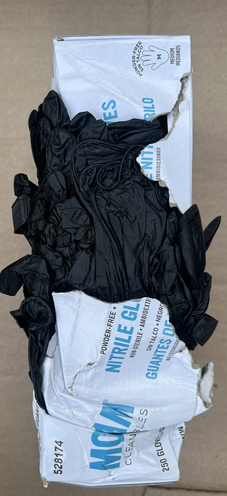 MONOGRAM NITRILE POWDER-FREE GLOVES MEDIUM BLACK 250 EACH DAMAGE LOT OF 6