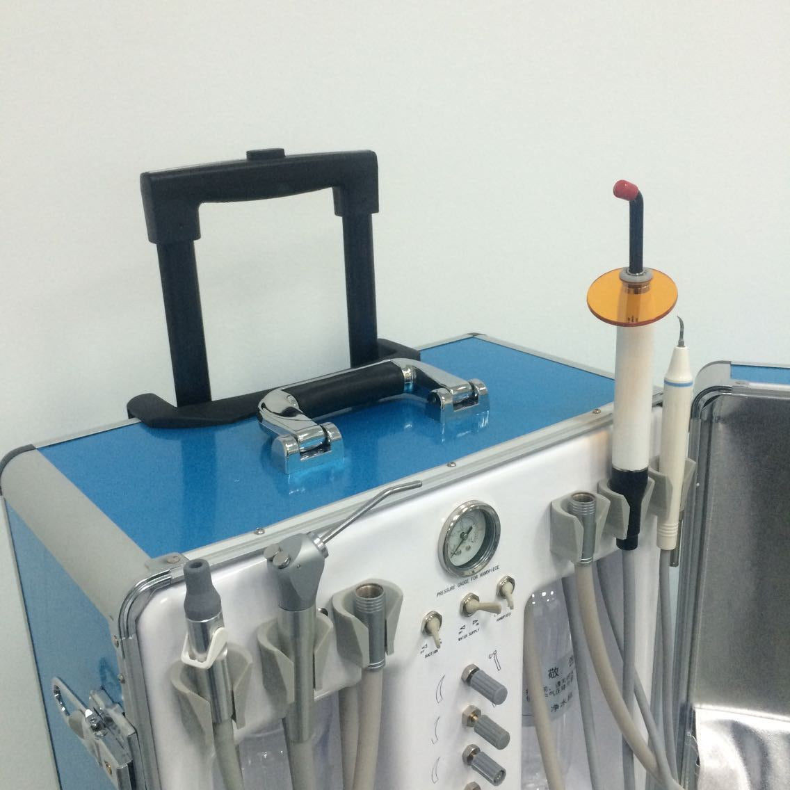 Portable Dental Unit Silent Air Compressor GU-P206S+LED Curing Light+Scaler 2/4H