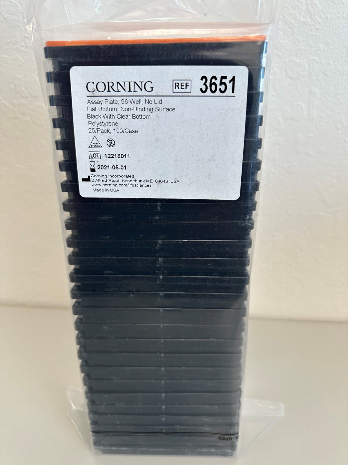 96-well Black plate Clear Flat bottom 25 /pack Fluorescent assay Corning 3651