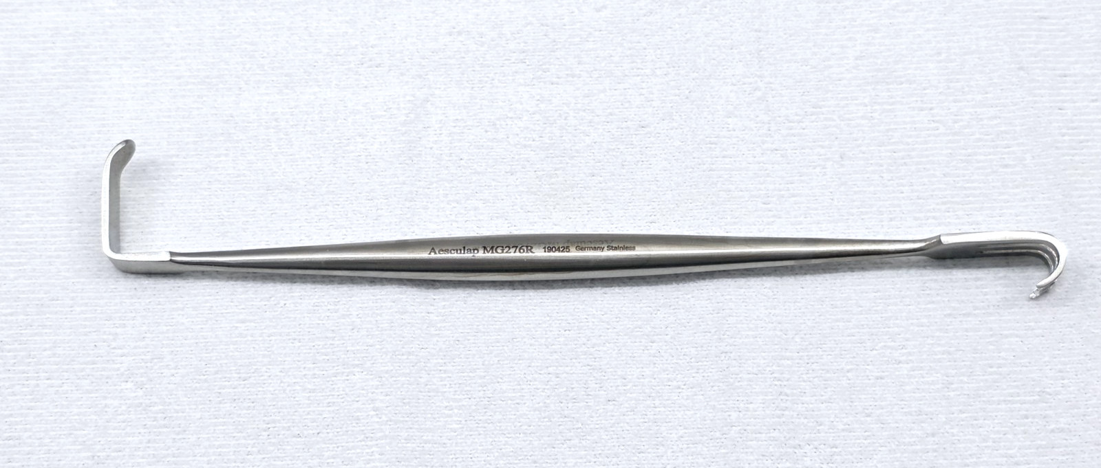 Aesculap MG276R Retractor, Senn Round Tapered Handle Sharp