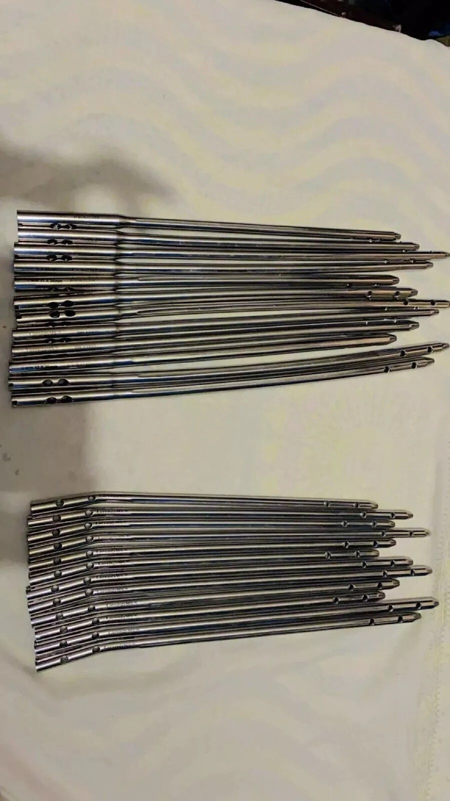 Interlockin Tibia & Femoral 24 Bone Nails Orthopedic 163pieces in Set, (W 23Kg).