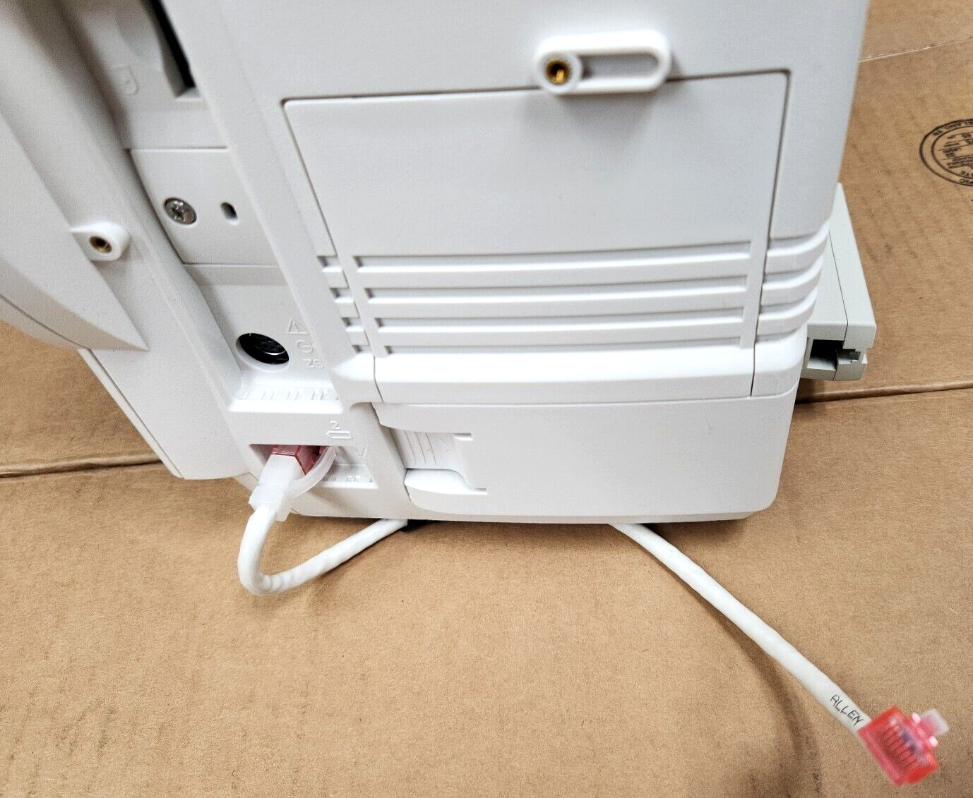 Nihon Kohden MU-631RA Monitor ()