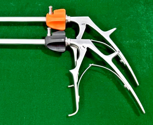 2pc Laparoscopic Clip Applicator LT300/ LT400 Single Action 10mmx330mm Reusable