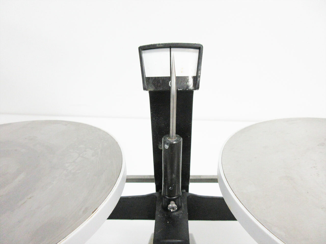 OHAUS HARVARD TRIP 1550-SD BALANCE DOUBLE BEAM 2KG-5LB CAPACITY 2000G
