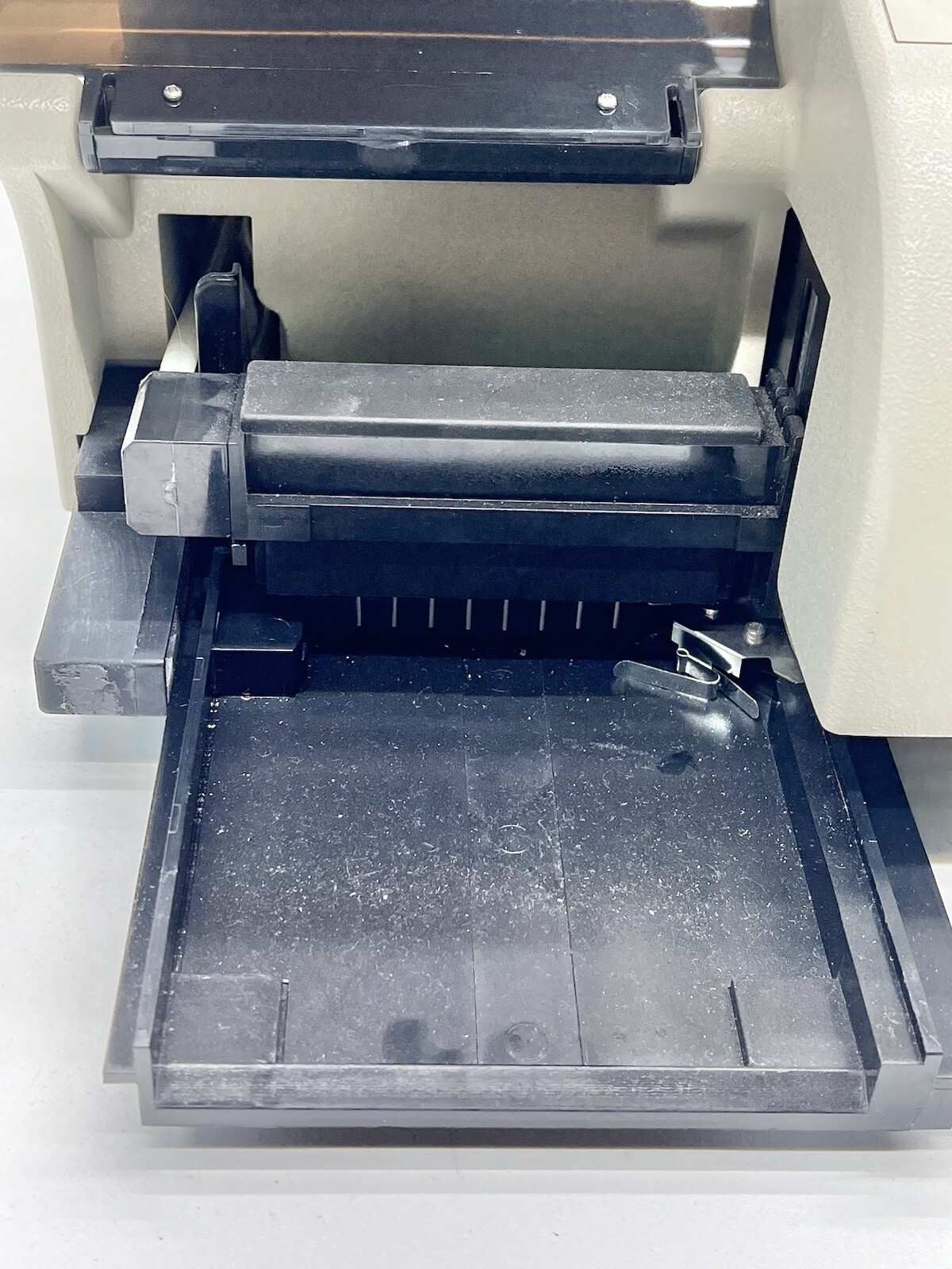 BIO-RAD MODEL 1575 IMMUNOWASH MICROPLATE WASHER NO POWER CORD PLUG
