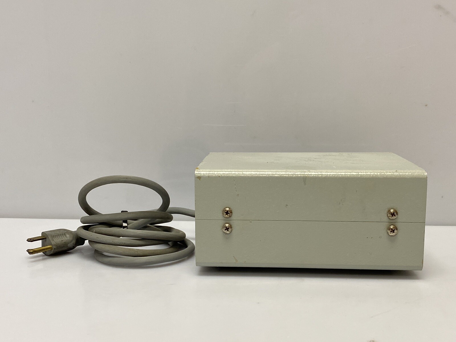 Wild Heerbrugg Model 001018 A 6 Volt 40 Watt Microscope Power Supply