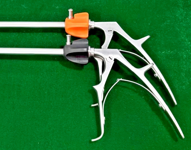 2pc Laparoscopic Clip Applicator LT300/ LT400 Single Action 10mmx330mm Reusable