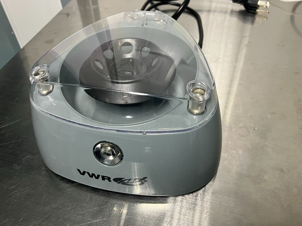 VWR MINI CENTRIFUGE 100-240VAC 50/60Hz 1A Max, used, Guaranteed working – Video