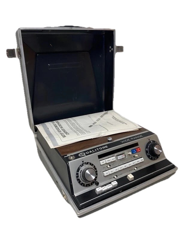 Qualitone Wide Range Hearing Ultratone Device System in Storage Case – Used