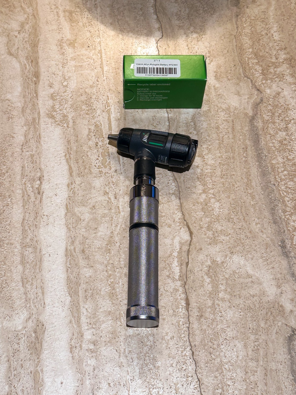 Welch Allyn 23920 Digital Macroview Otoscope & New Battery-USB, Telemedicine