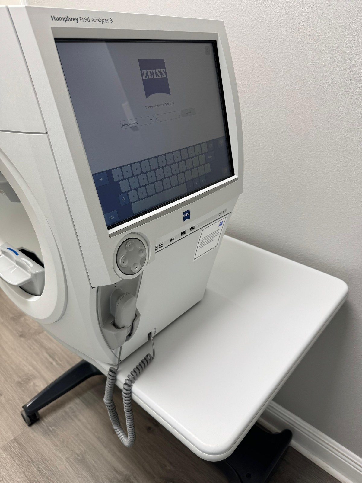Humphrey Carl Zeiss Cirrus HFA 3 840 Visual Field Analyzer