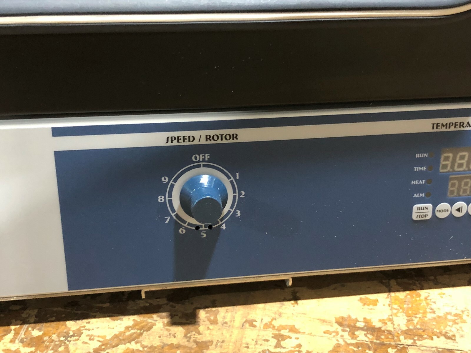 FinePCR Combi-V12 Vertical Hybridization Incubator 110VAC 7-40RPM 50/60Hz 450W