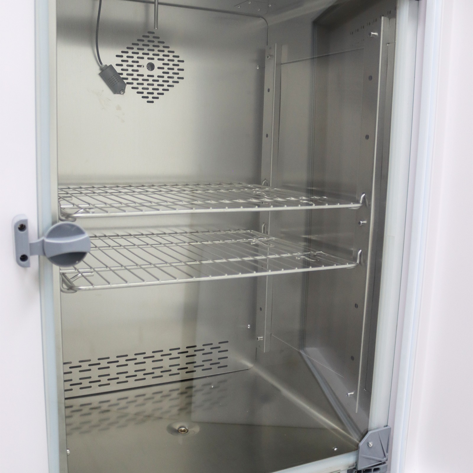 Floor-type 150L Constant Temperature and Humidity Incubators 41-149°F Temp. 220V