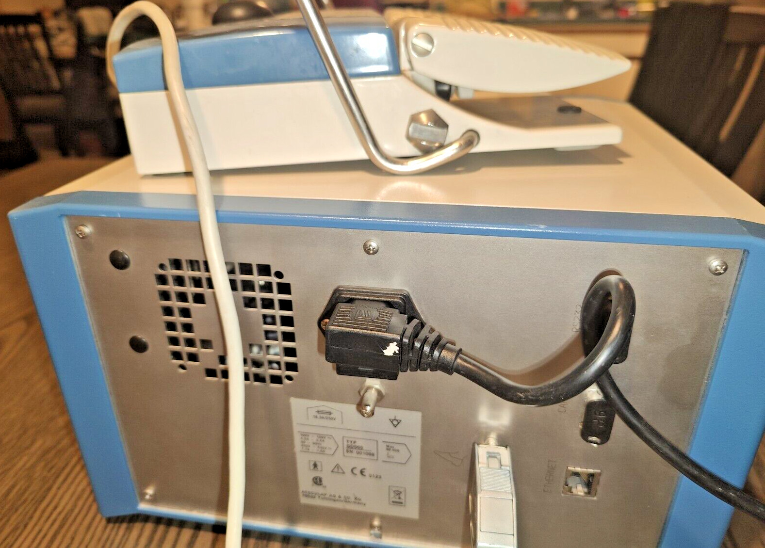 B Braun Aesculap GD665 Microspeed console with handpiece GD682 & footswitch