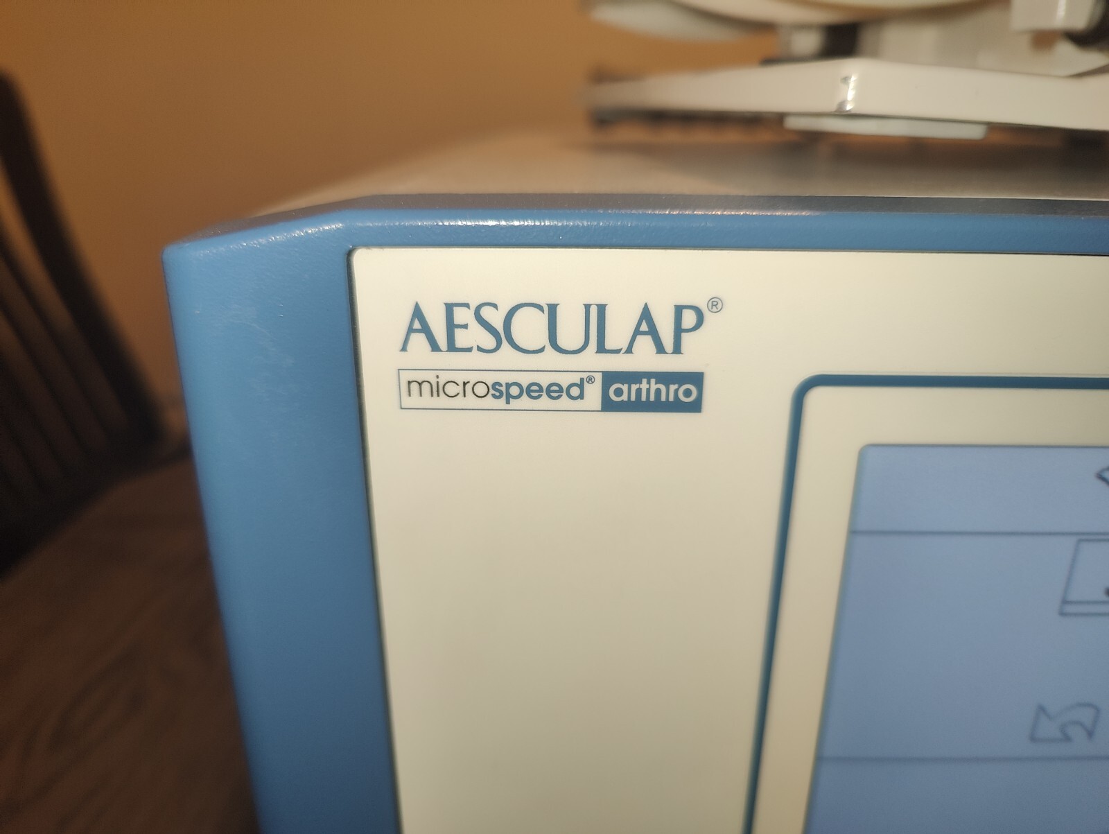 B Braun Aesculap GD665 Microspeed console with handpiece GD682 & footswitch