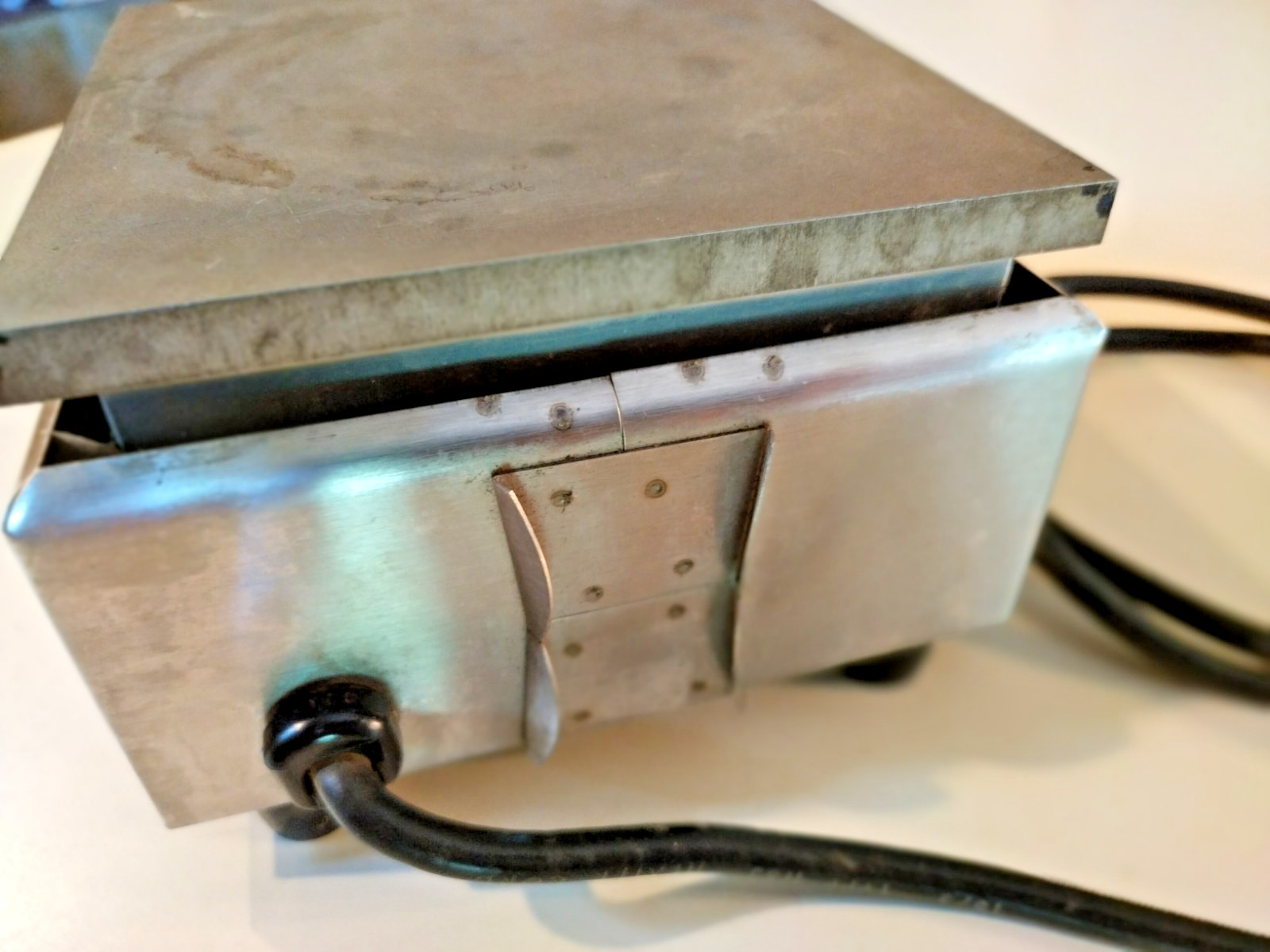 Thermolyn HP1915B Lab Industrial Hot Plate, Hobbies, Crafts, Chemistry, Medical