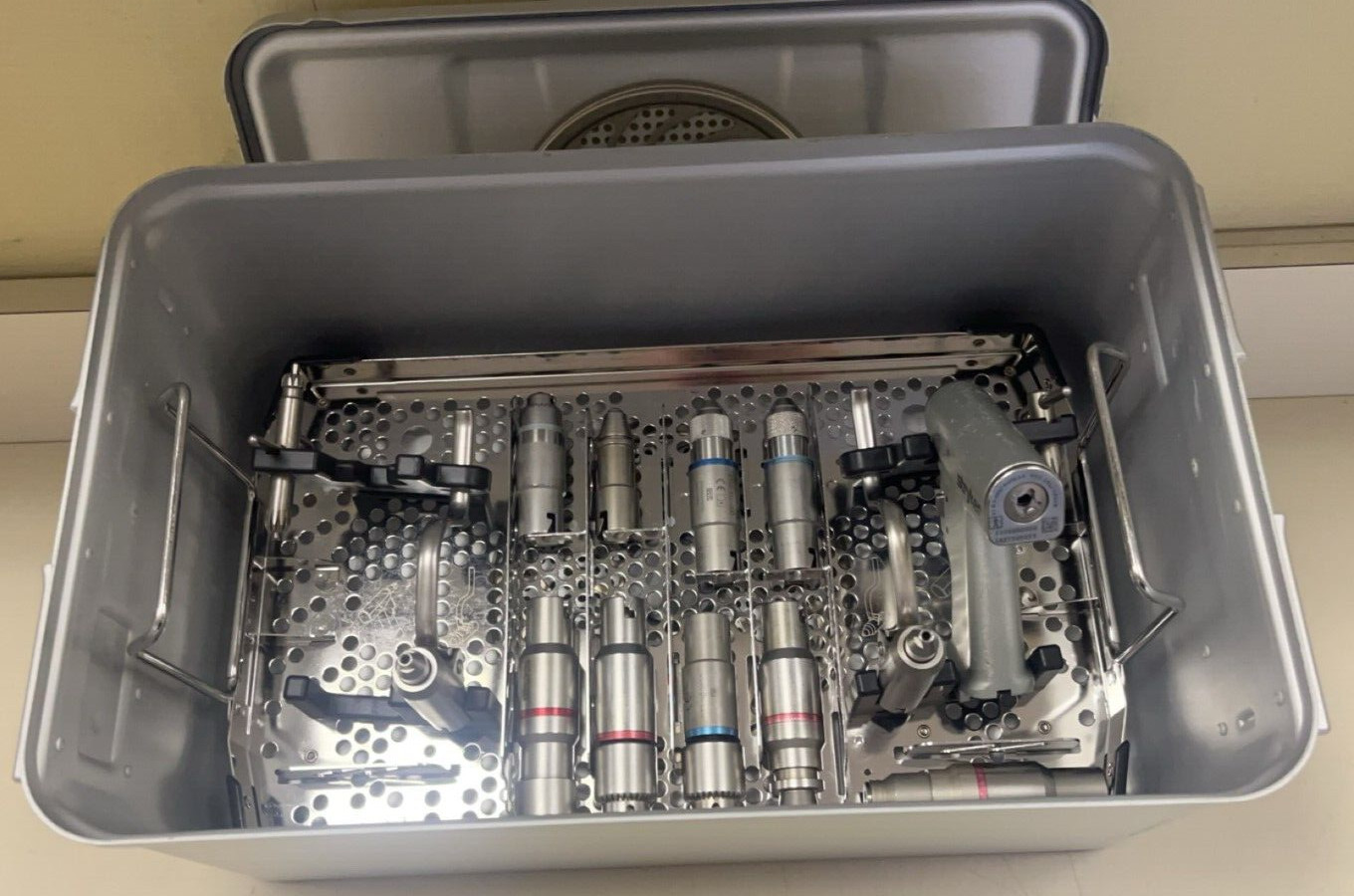 Stryker CD4 4405– 14pc Set with Case – in excellent working condition