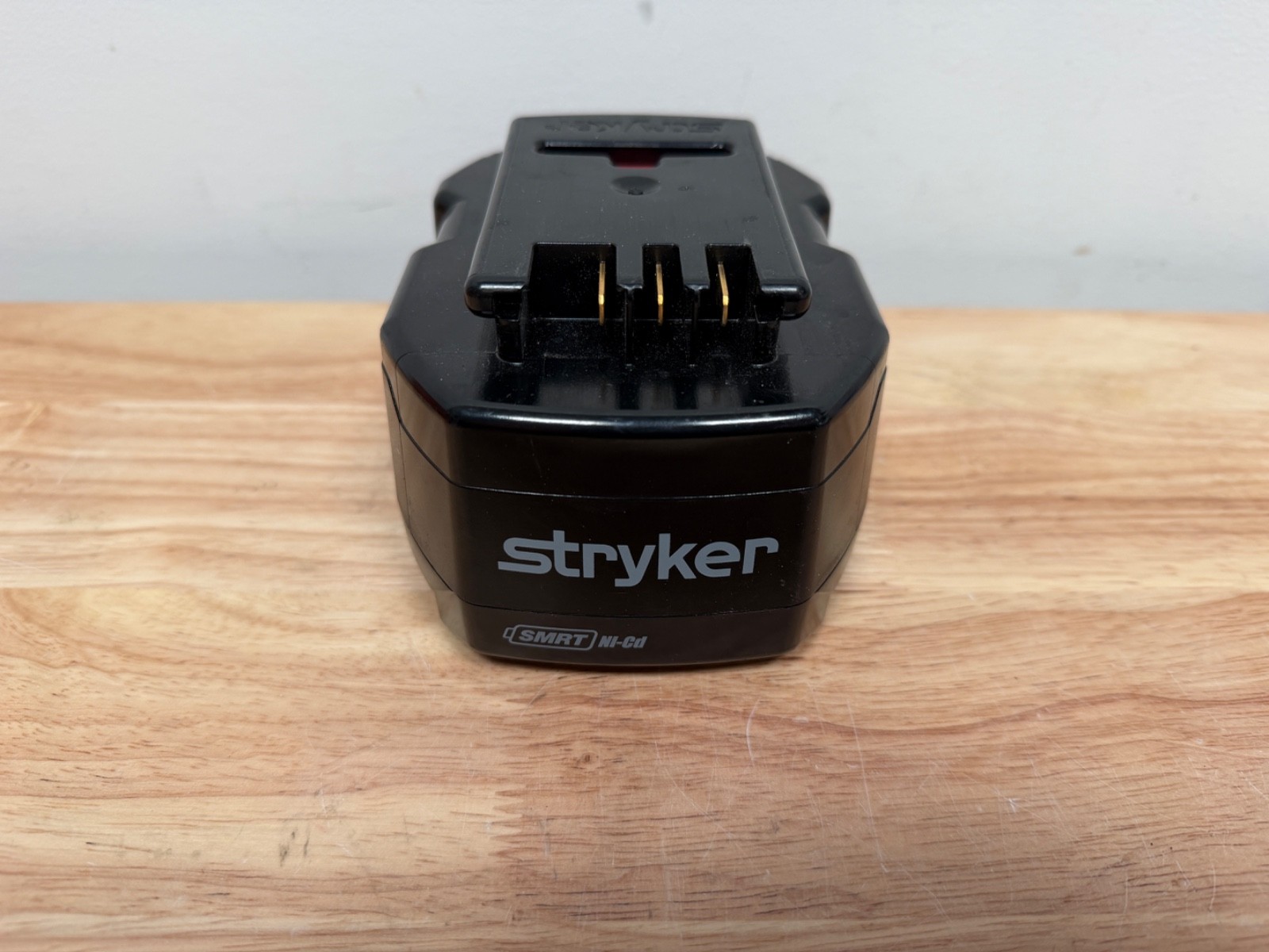 Stryker SMRT Battery For Powered Ambulance Cots 6500-101-010 – Good Condition
