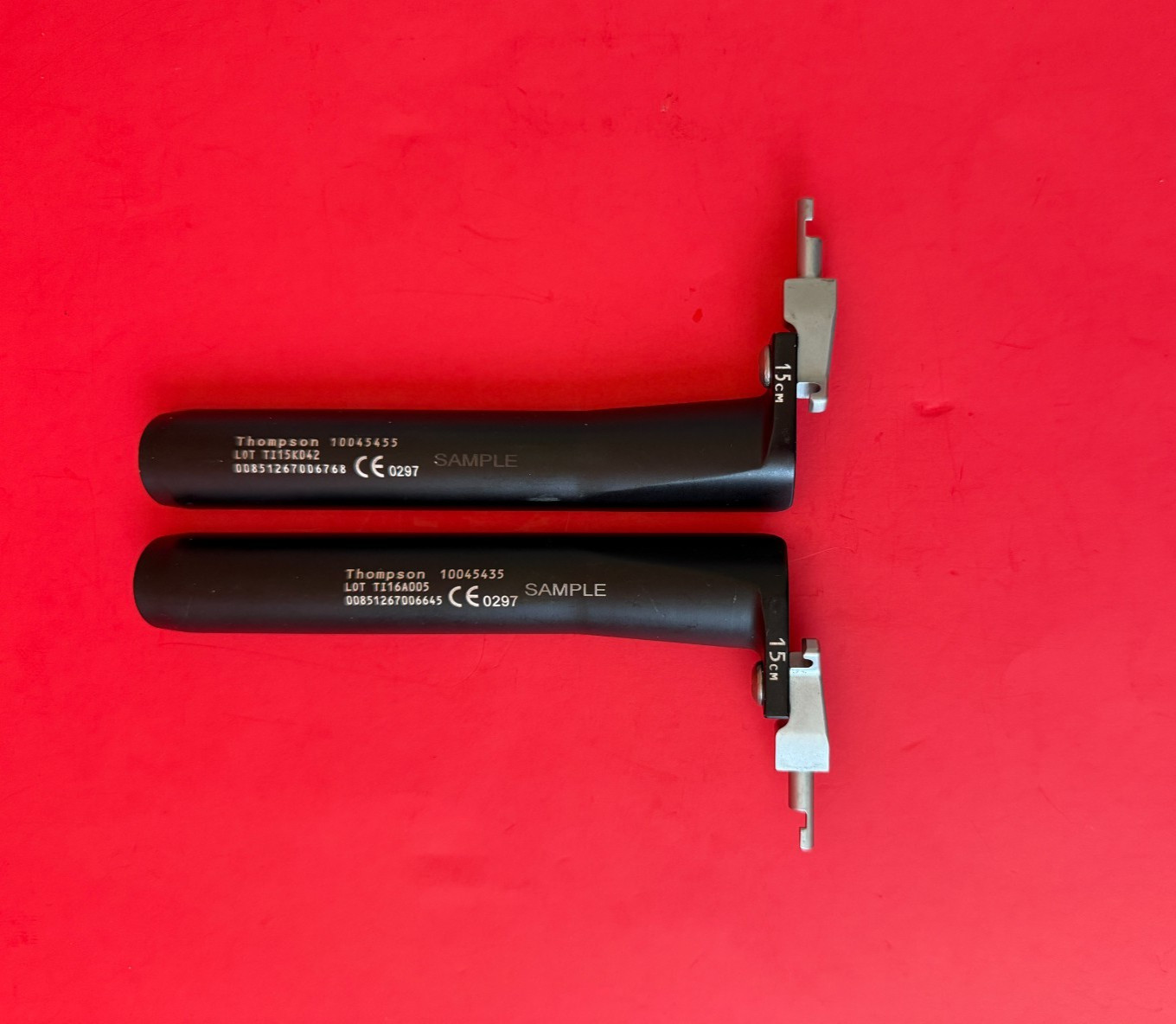 MEDTRONIC THOMPSON 11cm Left and Right OLIF Retractors BLADES ONLY