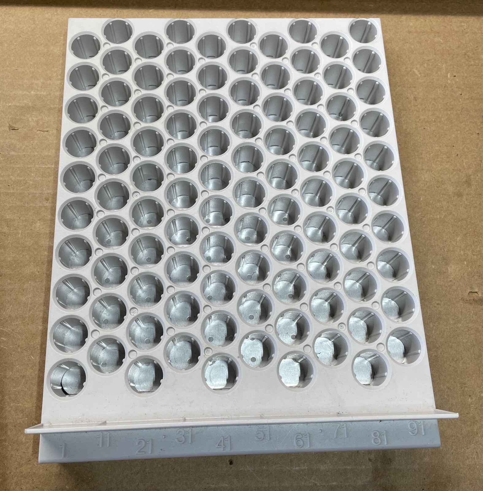 Agilent G1329-44500 Autosampler Tray for 100 Vials