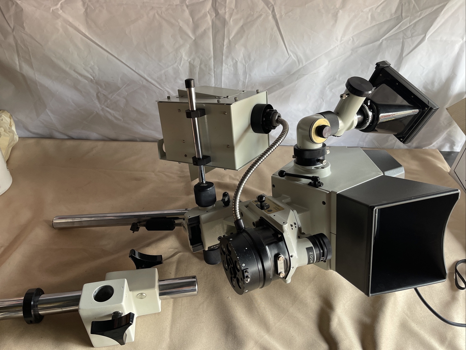 Vision Engineering TS-3 Stereo Dynascope With Extra