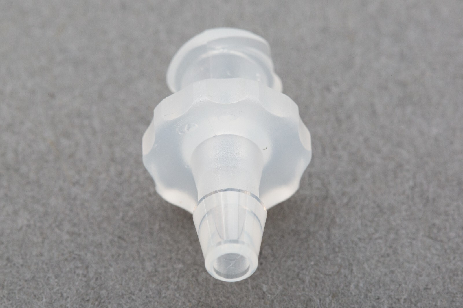 Value Plastics FTLL230-6005 Female Luer To 1/8″ Barb, Polypro – Lot of (10)