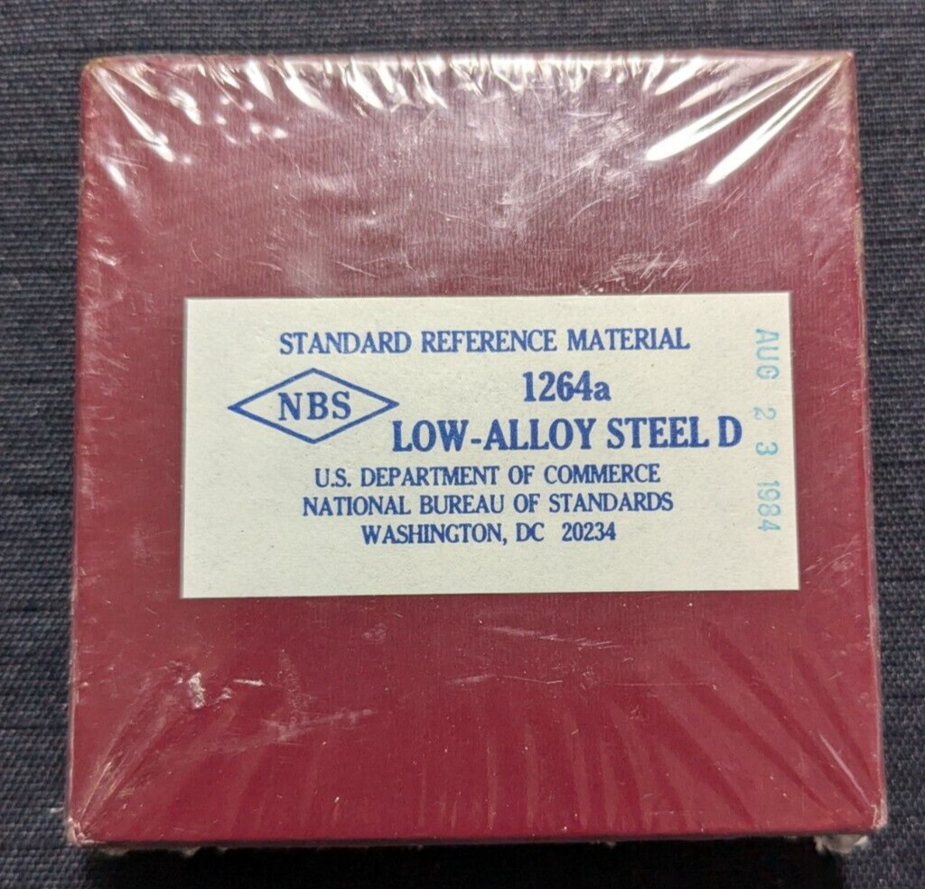 NEW NBS/NIST Standard Reference Material 1264a Low-Alloy Steel D Disk Form HCS