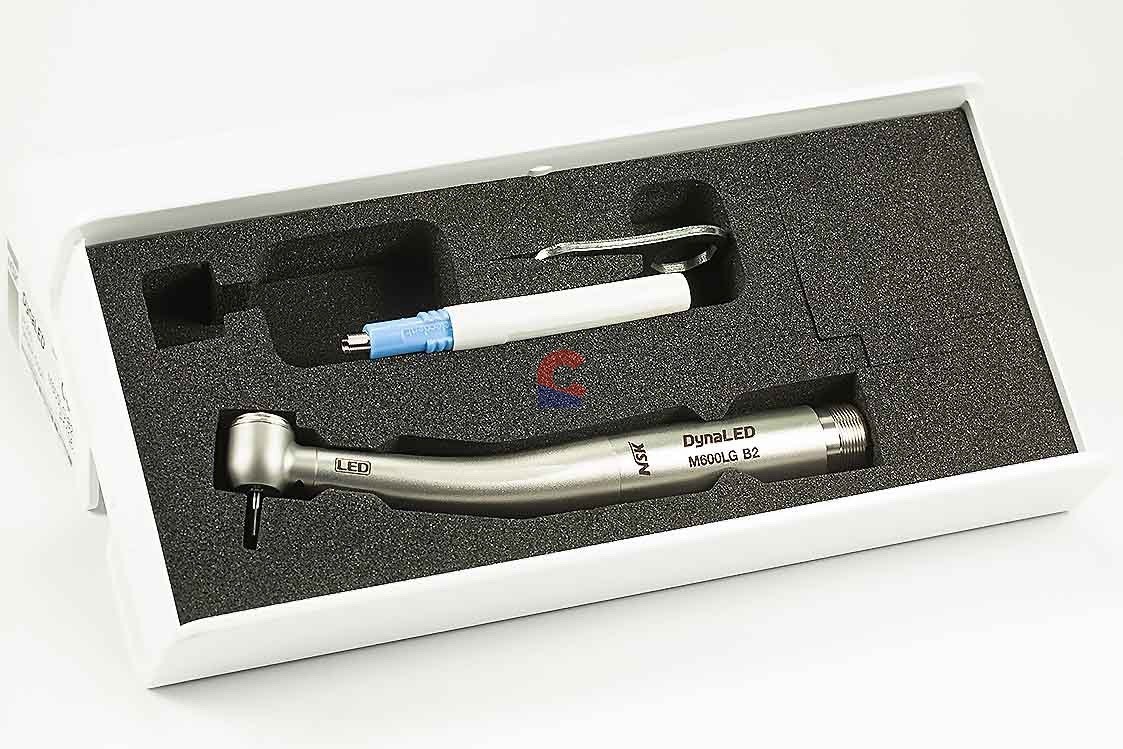 NSK DynaLED DENTAL OPERATORY HIGH SPEED HANDPIECE 2-HOLE PUSH-BUTTON M600LG