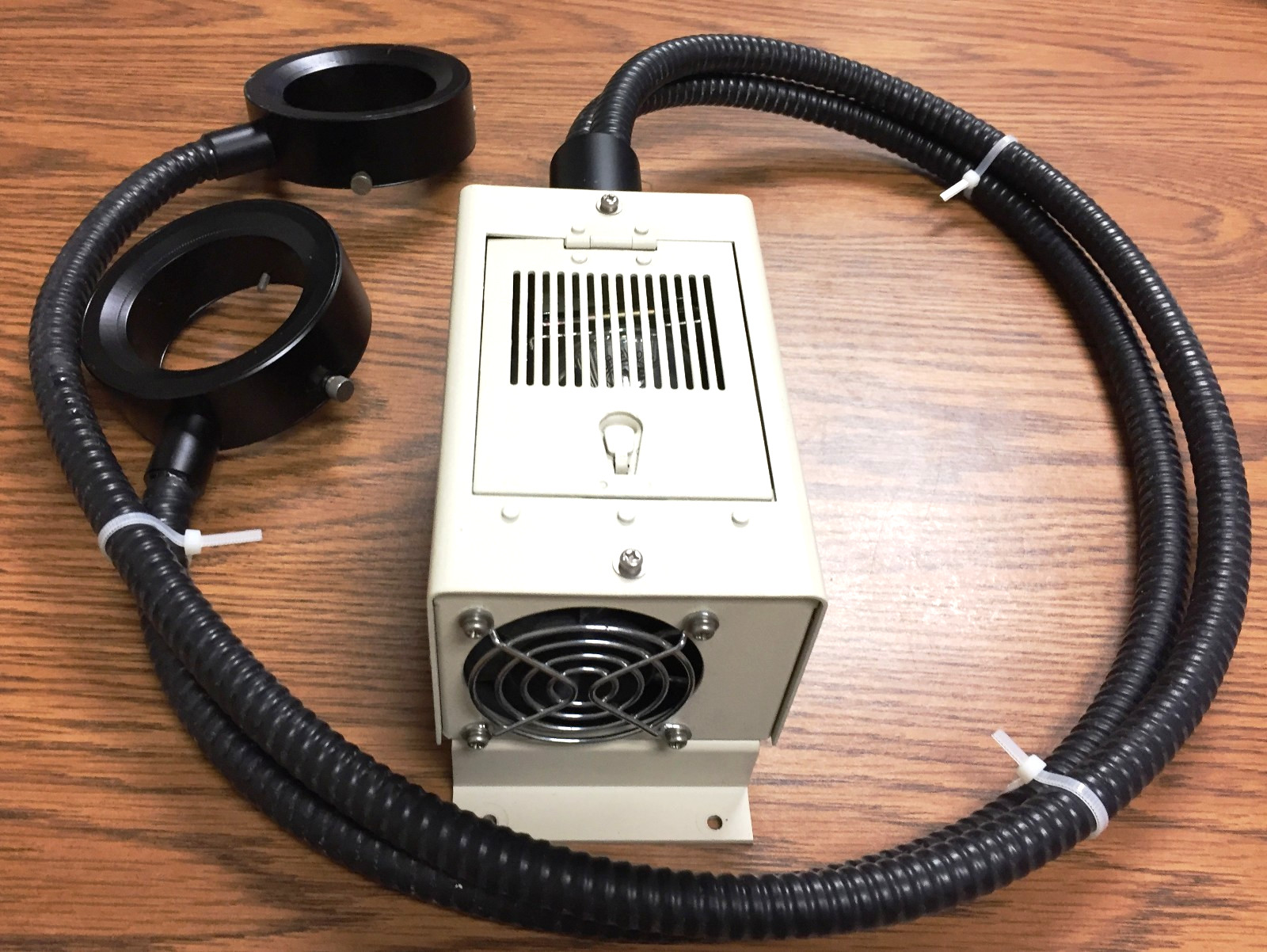 Moritex N12202 Fiber Optic Illuminator w/Dual 2.5” ID Ring Light Guides 3&3.3ft