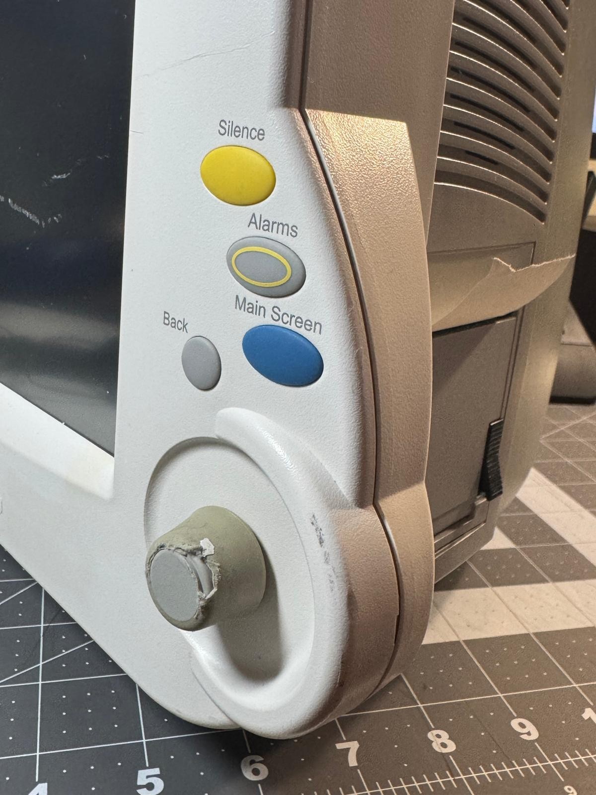 2 Philips IntelliVue MP30 Touchscreen Patient Monitors (M8002A)