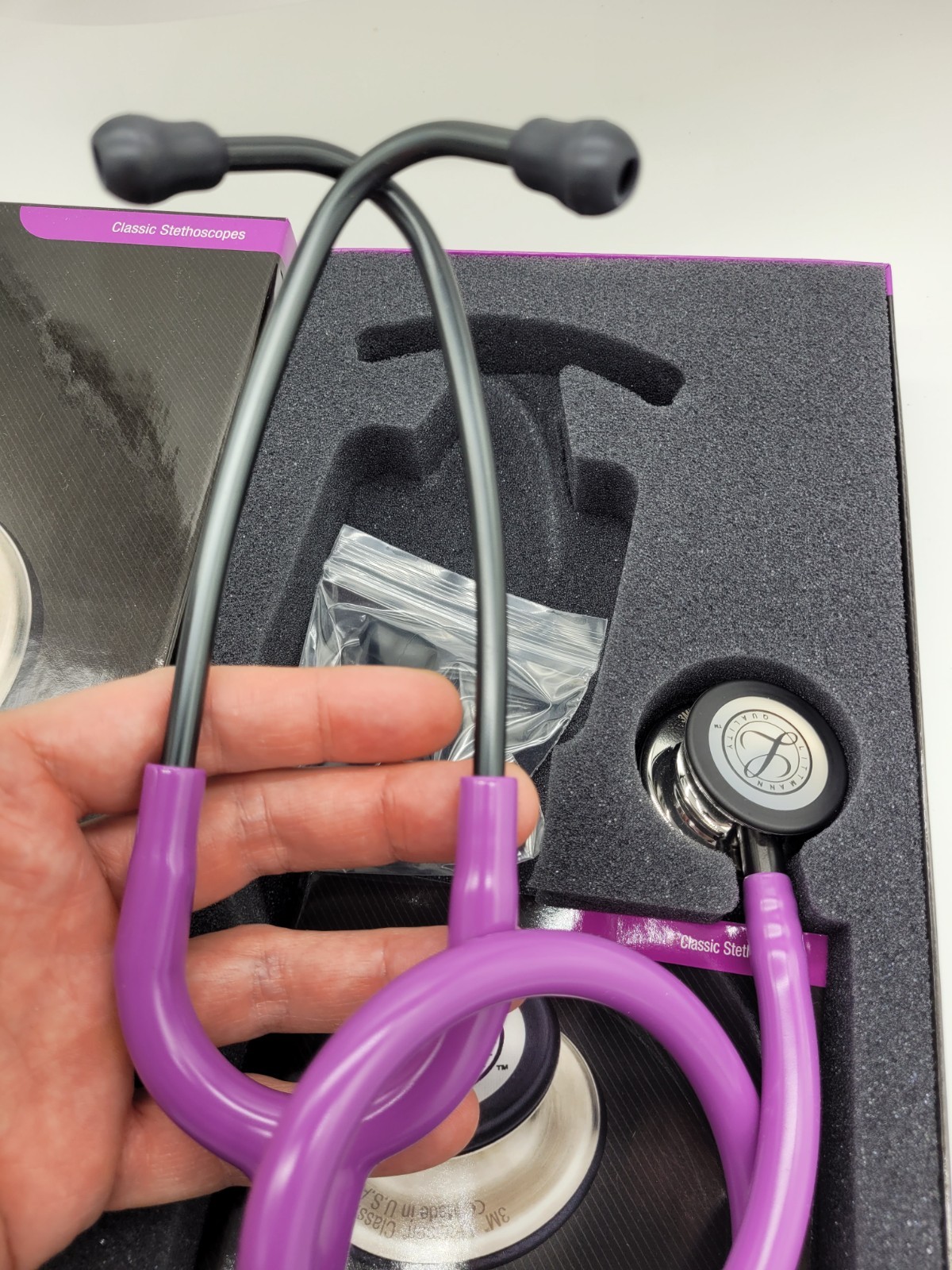 RARE Littmann Classic III Stethoscope, Lavender Mirror Finish, 27 inch 5865 NEW