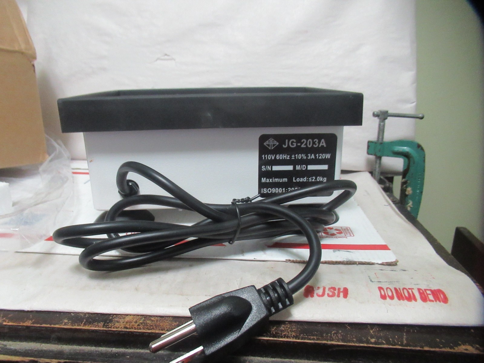 JINGUANG JG-203A POWERFUL Dental Vibrator,110VAC 3A 120W QUARTET VIBRATOR