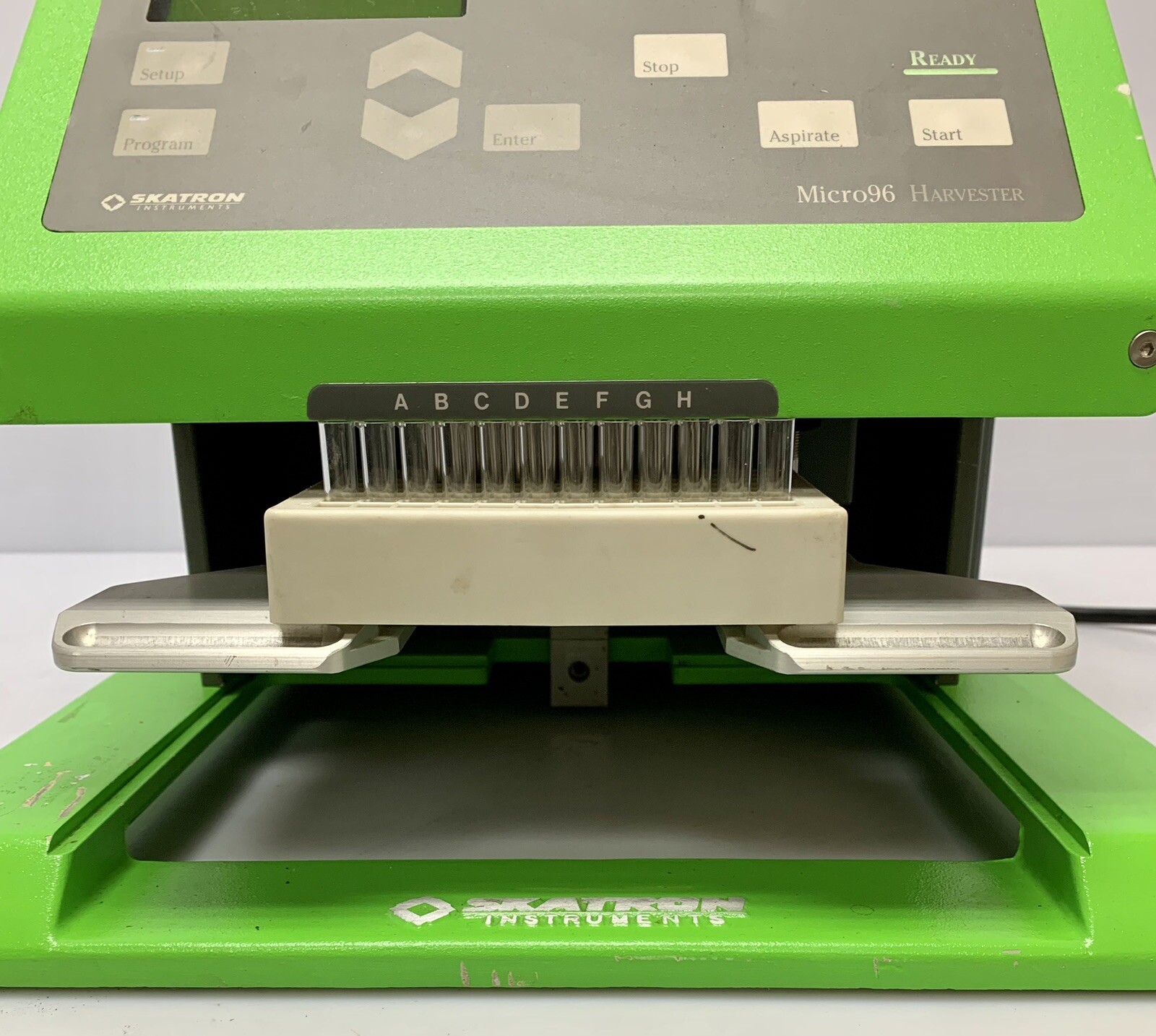 Skatron Instruments Micro96 Harvester 96 Micro Cell Harvester 110V 150W 50/60Hz