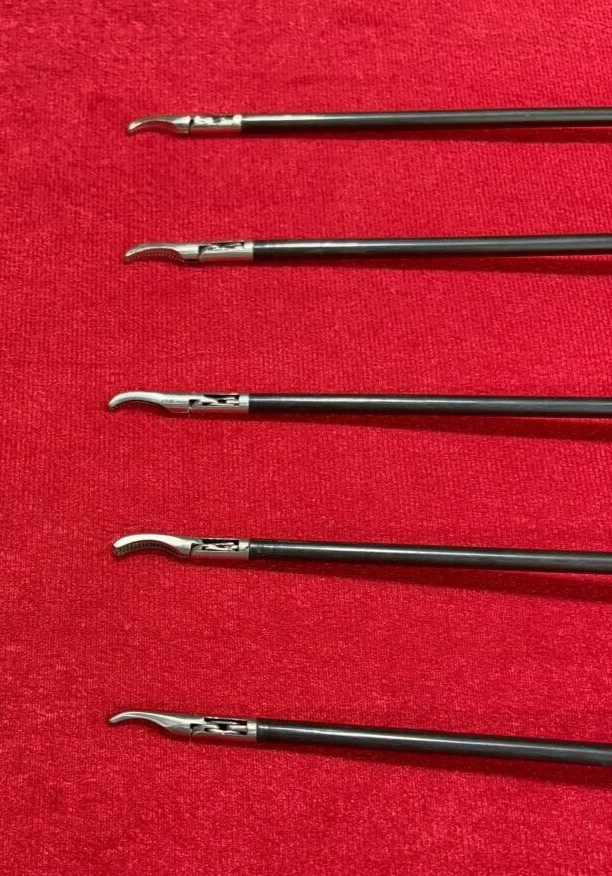 Laparoscopic Maryland Dissector 5mmx330mm with Cable Reusable Instrument- 5 nos.