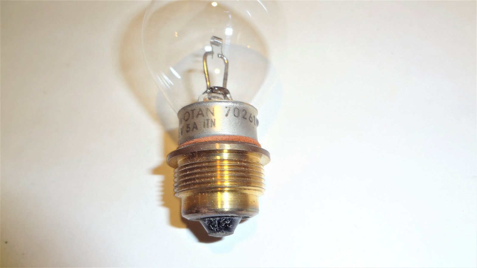 WOTAN BULB 70261 6VOLT 30WATT REICHERT MICROSCOPE 9156901 OQ-15R THREADED BASE