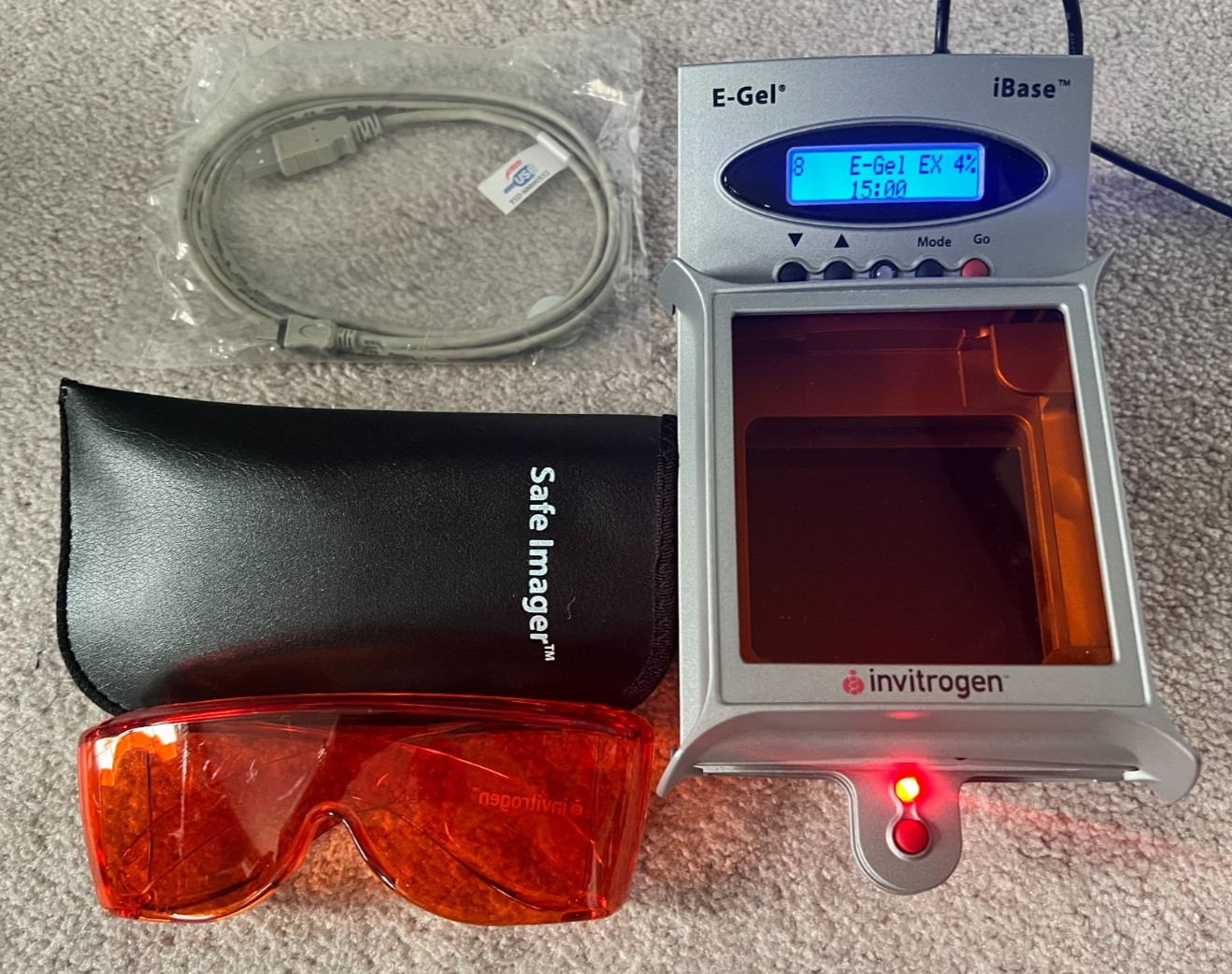 Invitrogen E-Gel Safe Transilluminator w/ iBase Power System – Safety Glasses