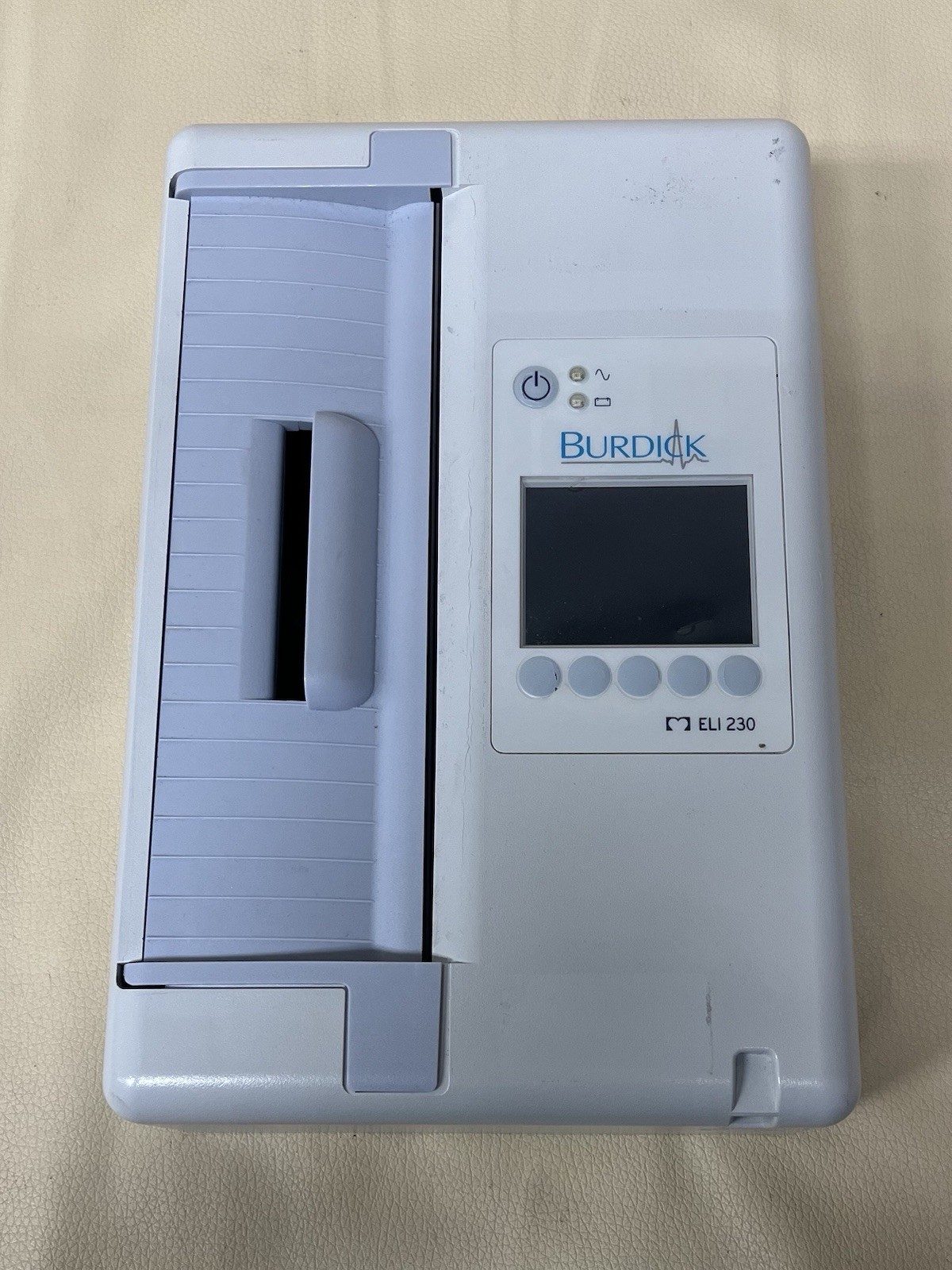 Welch Allyn Burdick ELI 230 Electrocardiograph BAD BATTERY