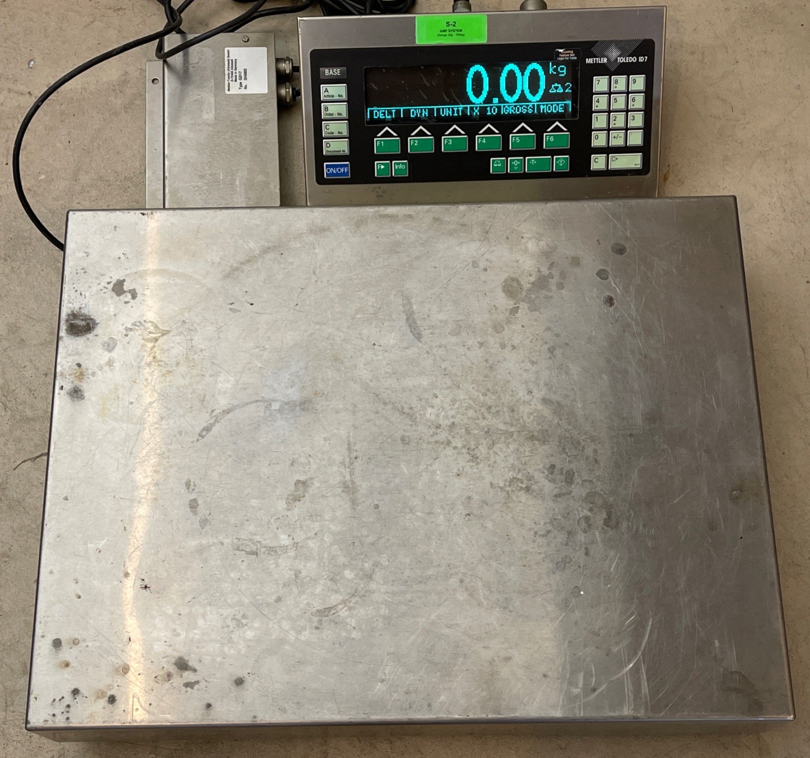 METTLER TOLEDO MODEL 2097 SCALE PLATFORM & ID7 WEIGHING TERMINAL 0.05-400LBS RAN