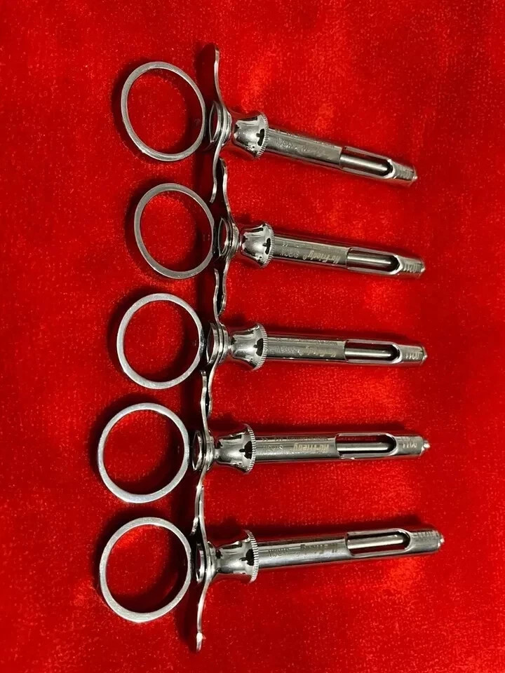 Lot of 15 Hu-Friedy CW Style Dental Anesthetic Aspirating 1.8ml Syringe SYRCW