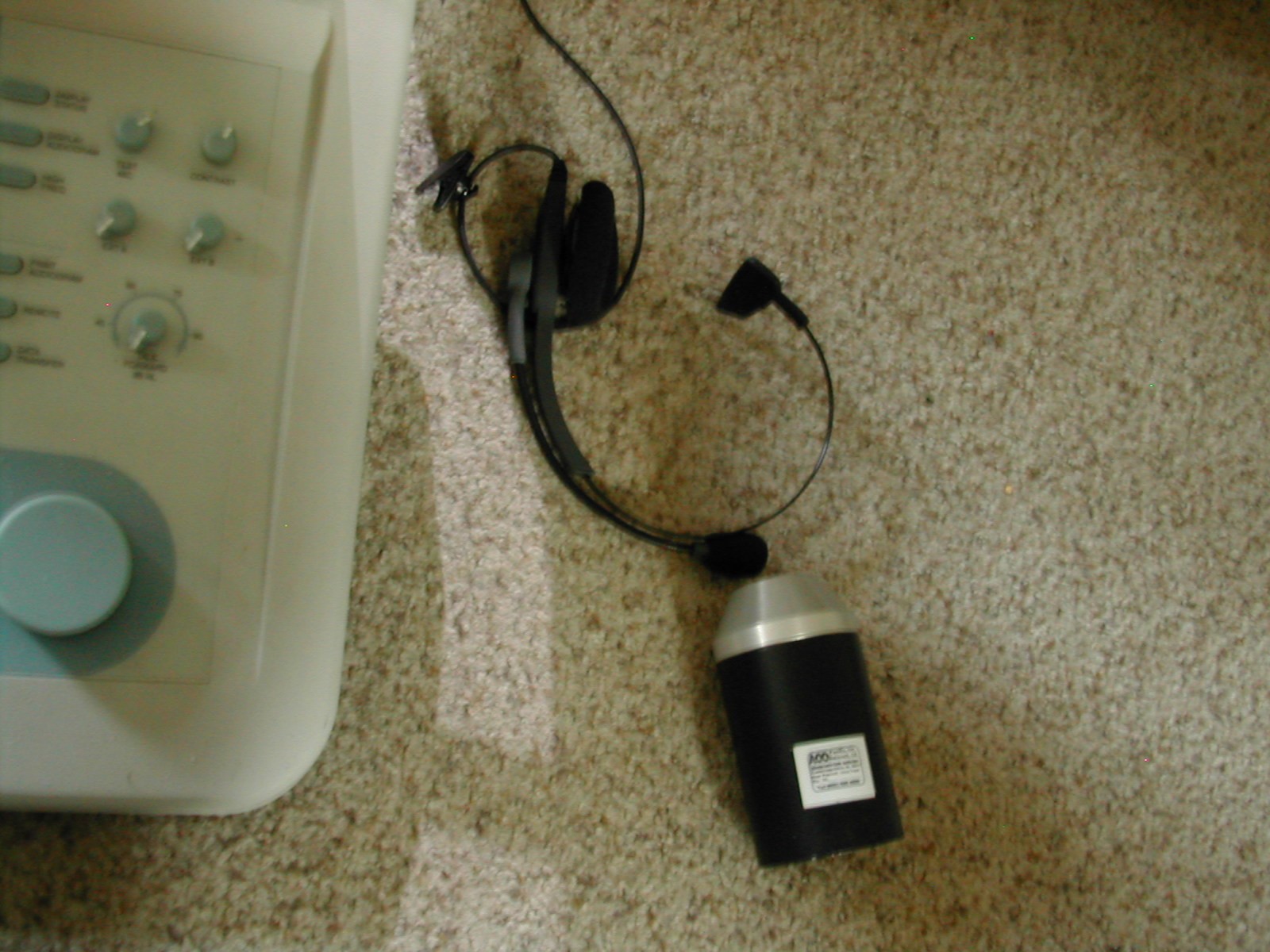 New GSI 61 Audiometer headset N/C Mic+Monitor ” Original Equipment “