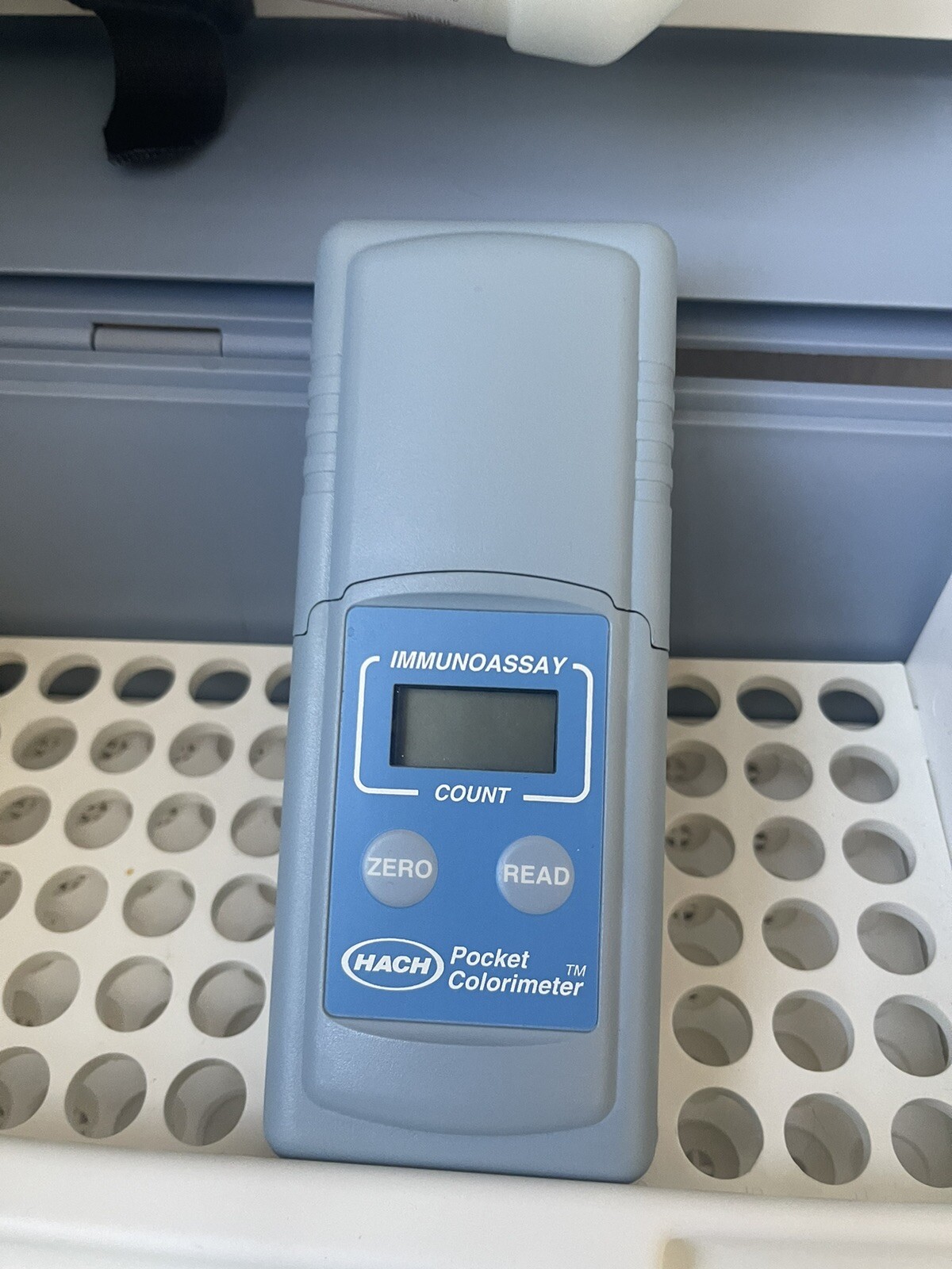 Hach Water Pocket Colorimeter Immunoassay No. 26265-00 With Micropipettes,W/case