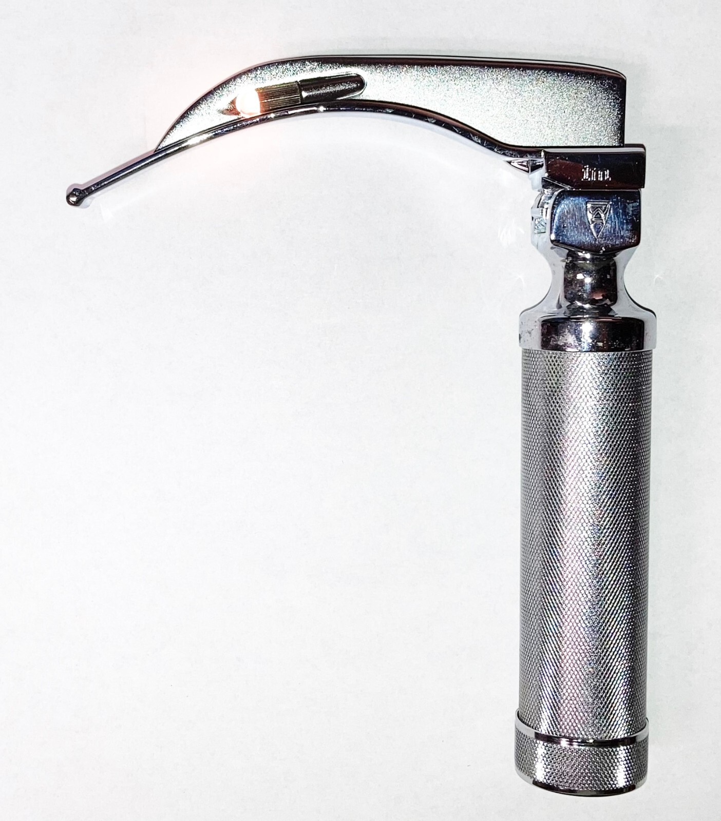 Welch Allyn W.A. 60300 Laryngoscope Handle + MacIntosh # 3 Blade – Free Shipping