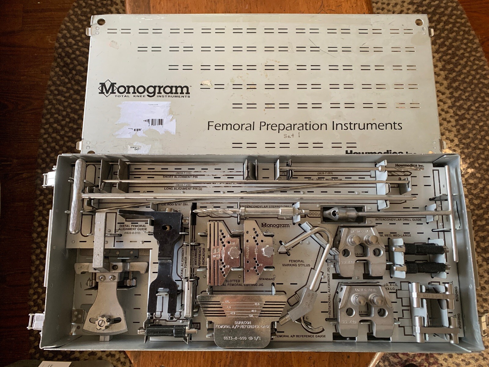 Monogram Howmedica Femoral Preparation Instruments Case 6633-9-200 !