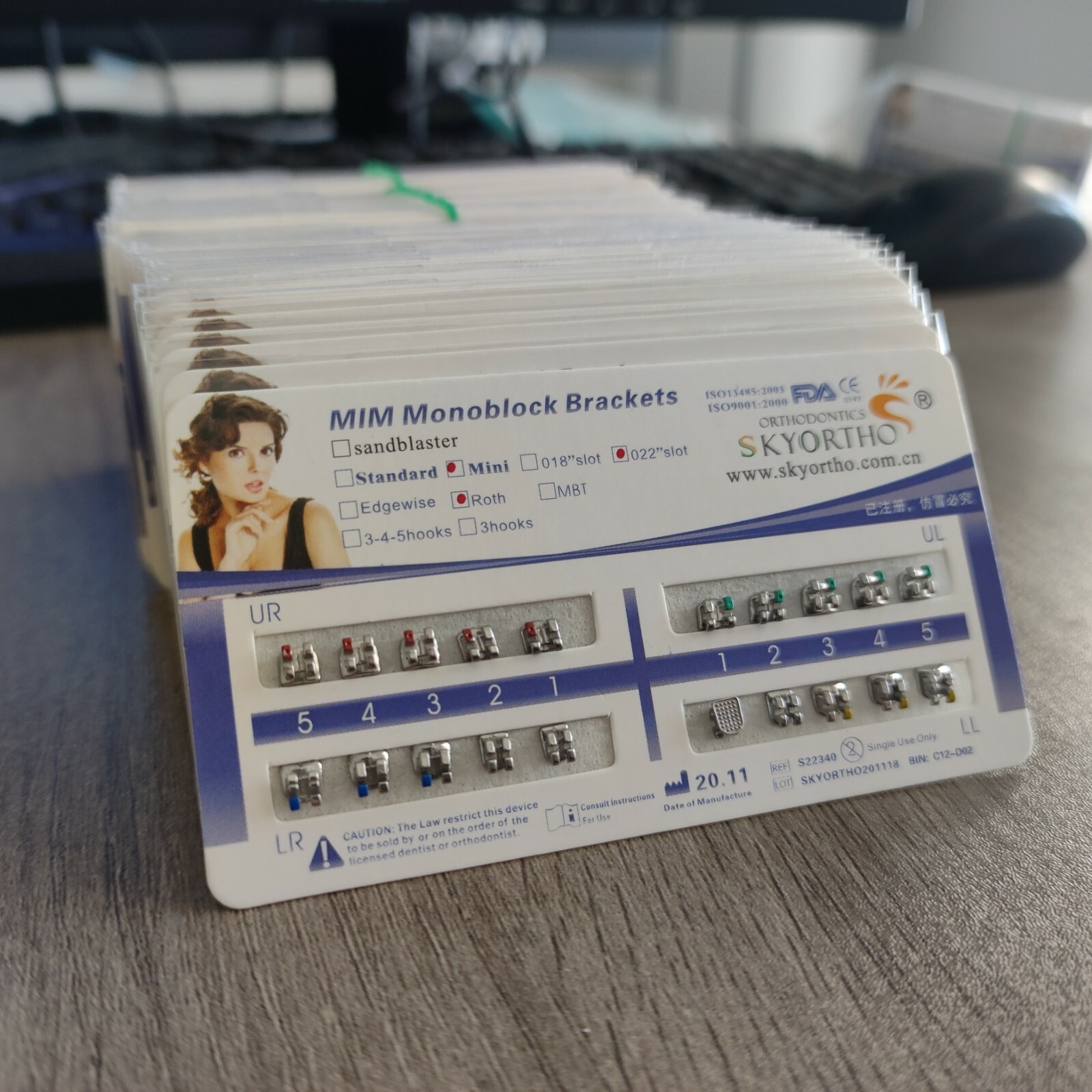 50 Packs Dental Brackets Braces Mini Roth 022 no Hook Mesh Base MIM Ultrathin