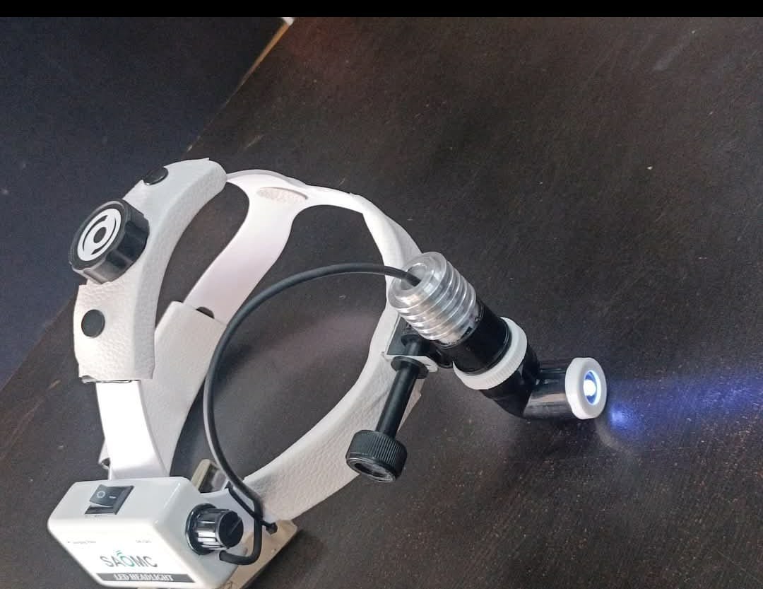 white light 10 watt Cordless Led surgical headlight with Rechargeable battery