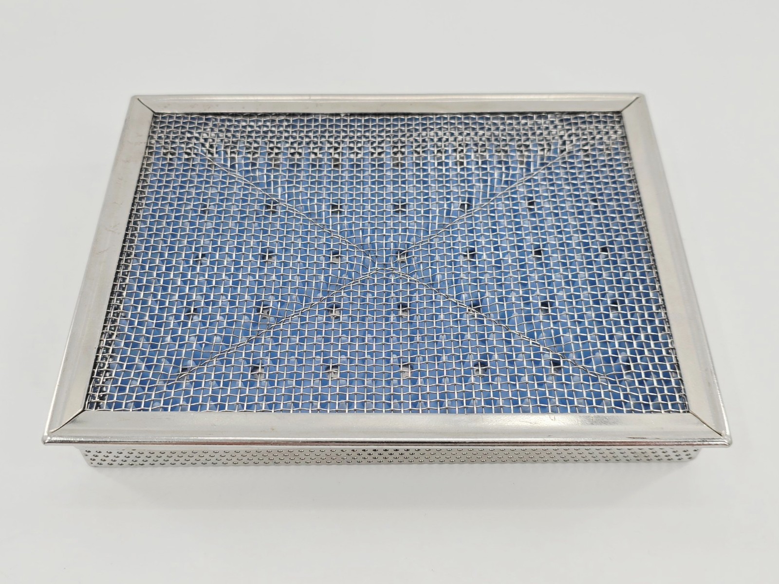 Instrument Sterilization Case w/ Lid 7-1/4″ x 5-1/2″ x 1-1/4″