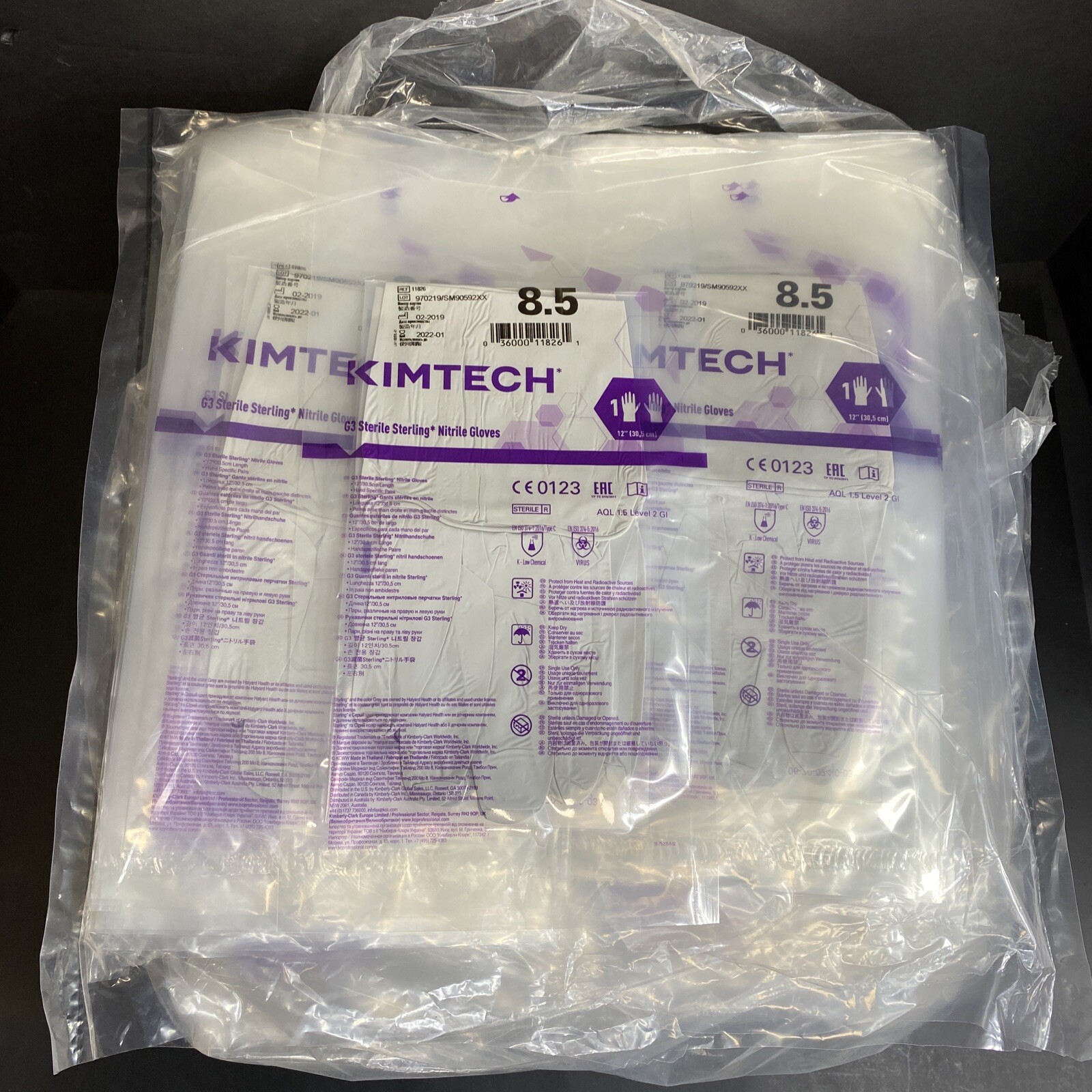 Kimberly-Clark Nitrile Gloves Sterile Size 8.5 Small 210 Pairs