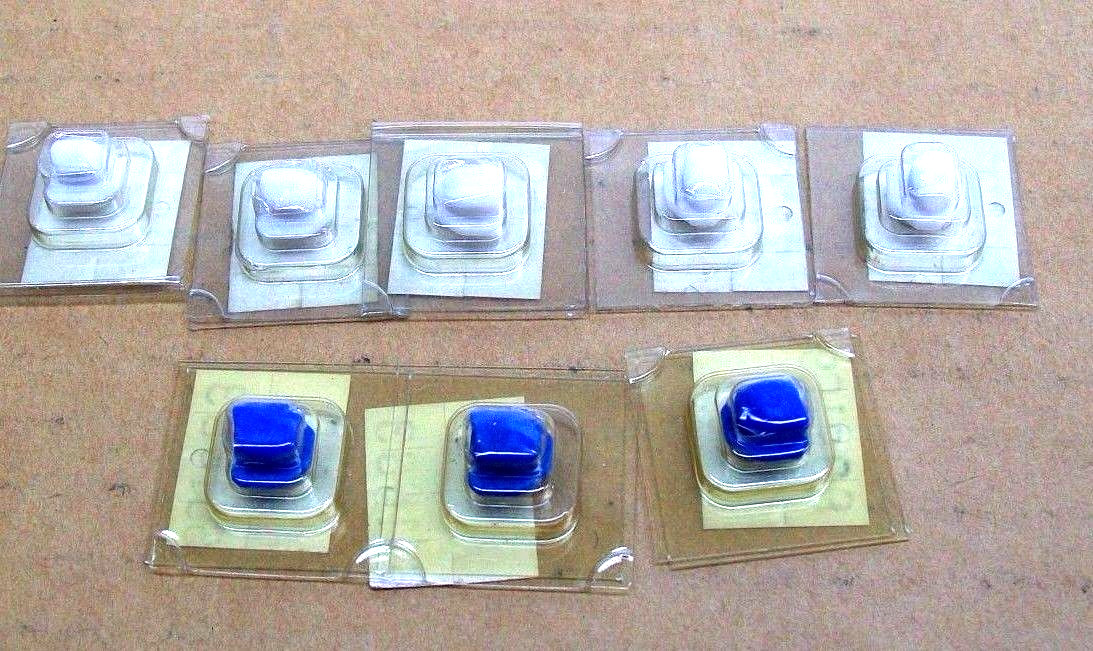 BECKMAN NOS 8 PCS (3) 651683 LG BLUE & (5) 651663 SM WHITE MAGNETIC STIRRER BM