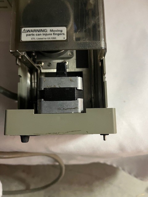 HP 7673 Autosampler Injector Model 18593B For 5890 / 6890 Gas Chromatograph GC